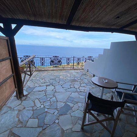 Castle Rizaraki Hotel Kokkala Bagian luar foto