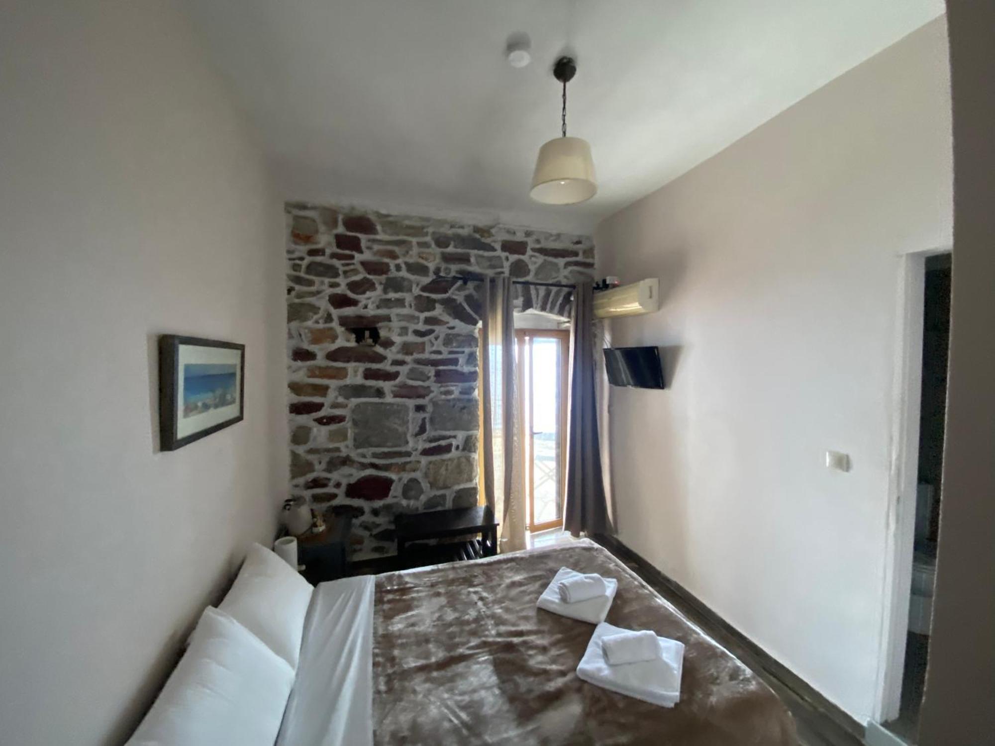 Castle Rizaraki Hotel Kokkala Bagian luar foto