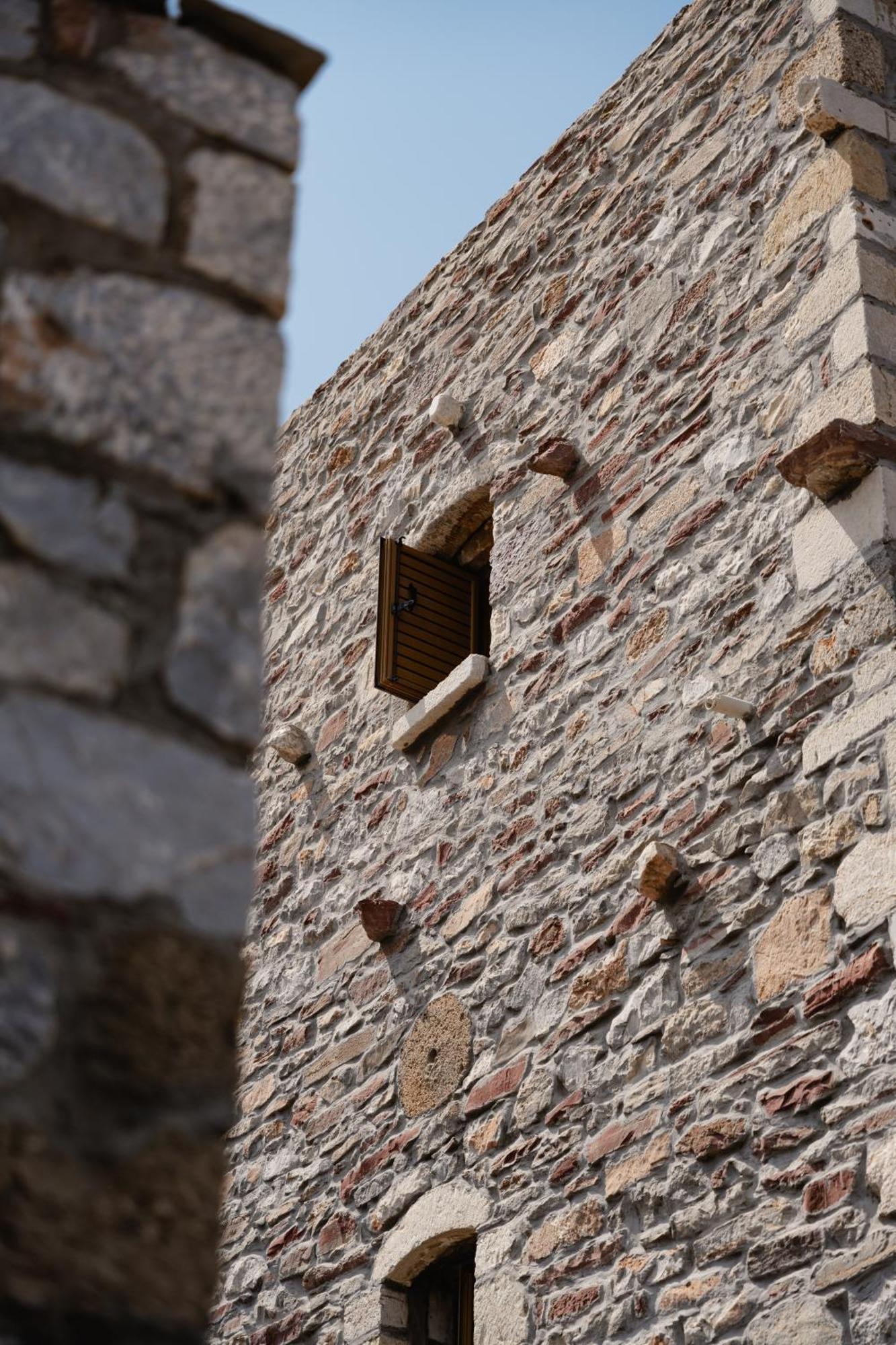 Castle Rizaraki Hotel Kokkala Bagian luar foto
