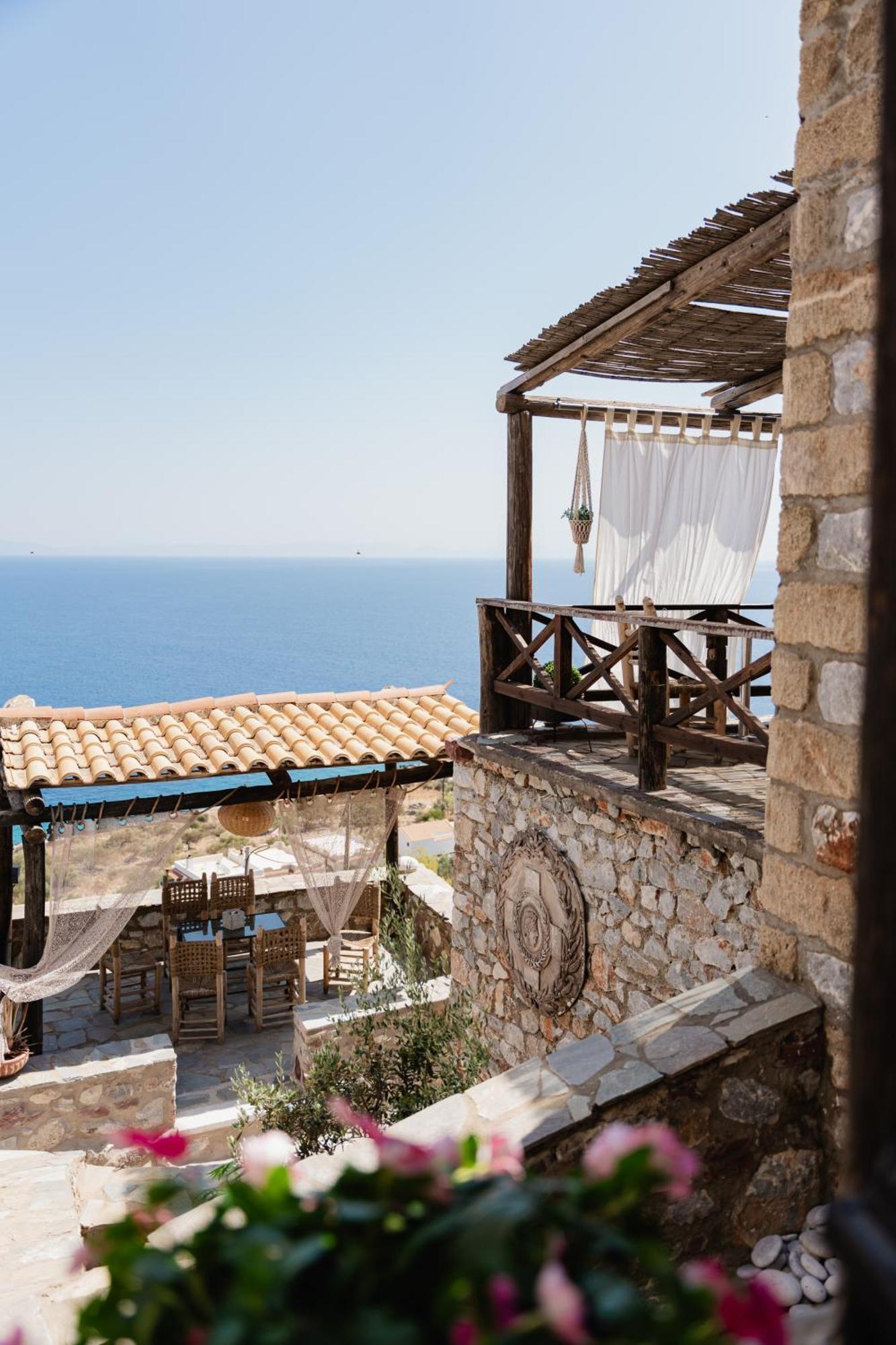 Castle Rizaraki Hotel Kokkala Bagian luar foto
