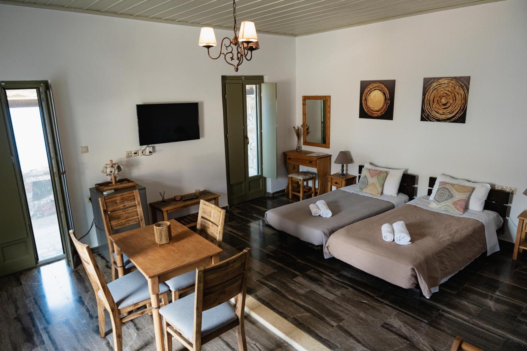 Castle Rizaraki Hotel Kokkala Bagian luar foto