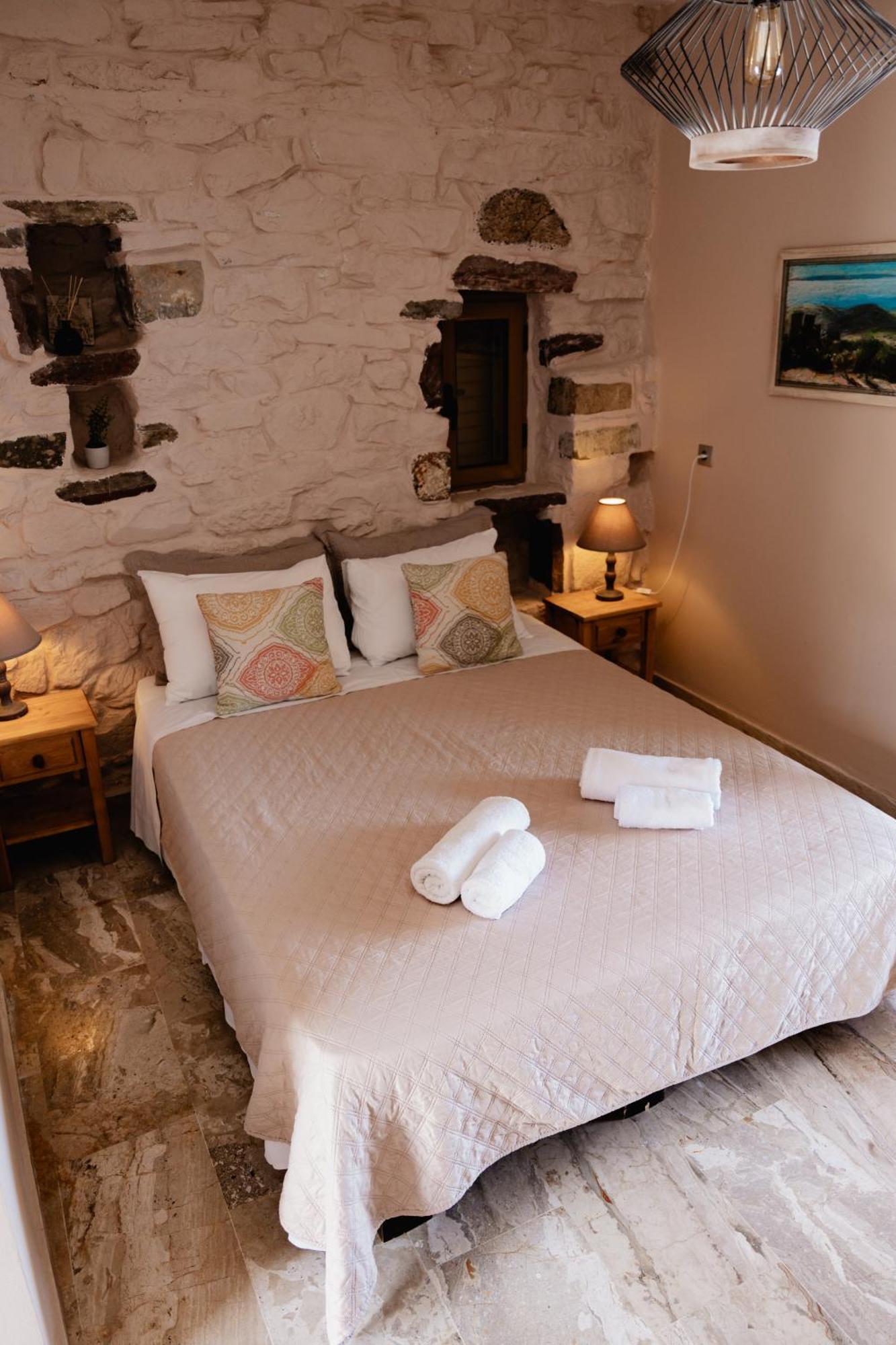 Castle Rizaraki Hotel Kokkala Bagian luar foto