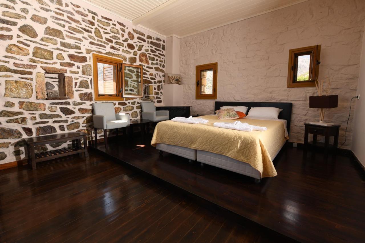 Castle Rizaraki Hotel Kokkala Bagian luar foto